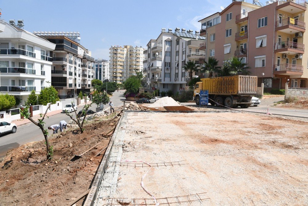 Konyaaltı Belediyesi’nden Pınarbaşı Mahallesine Yeni Park