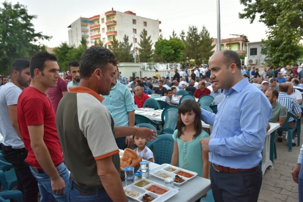 Dargeçit’te Bin Kişilik İftar Programı