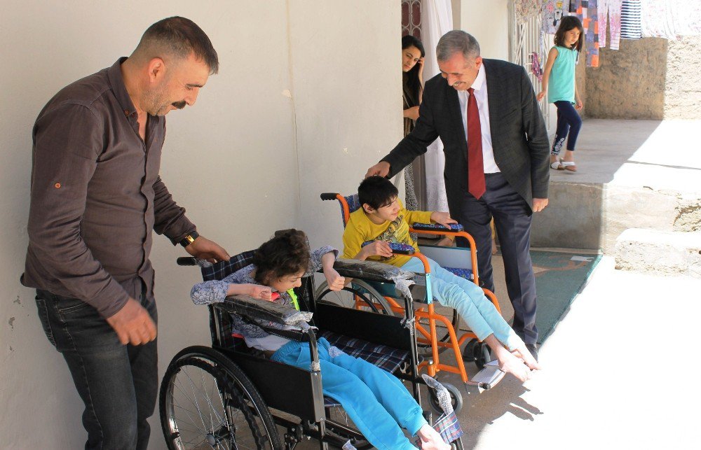 Berfin Ve Meryem’in Yüzünü Dicle Elektrik Güldürdü