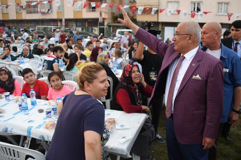 Başkan Kocamaz, Toroslar Halkı İle İftarda Buluştu