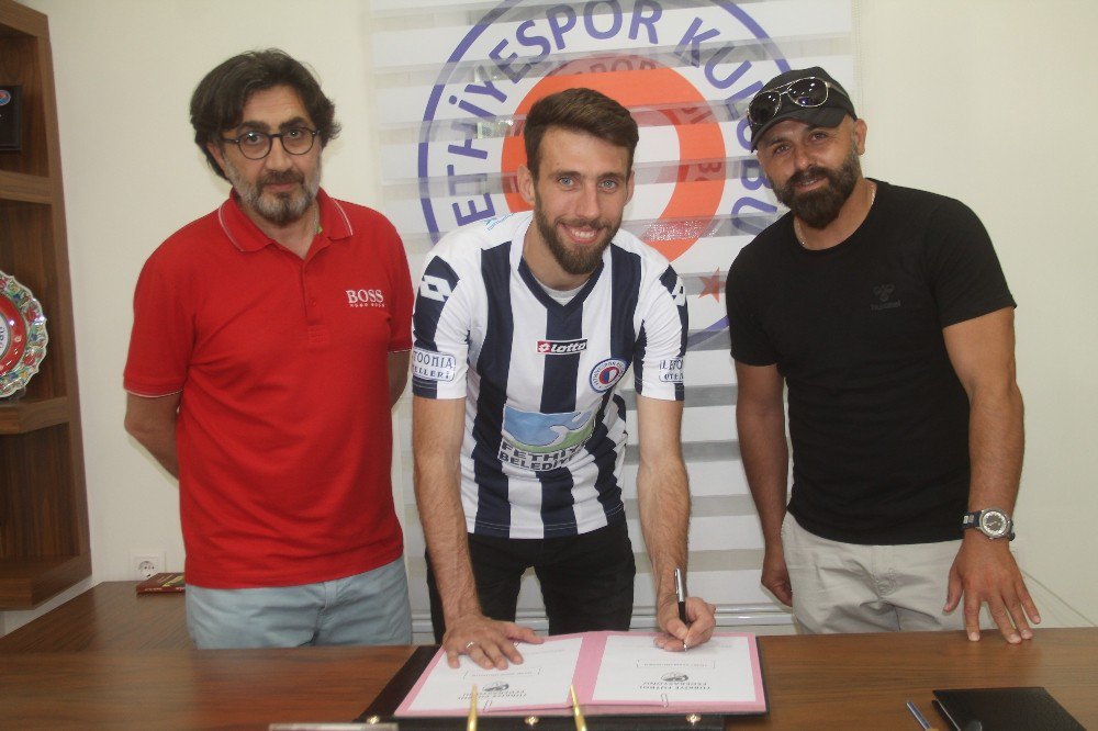 "Özkan Toprak" Fethiyespor’da