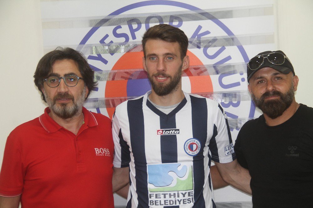 "Özkan Toprak" Fethiyespor’da