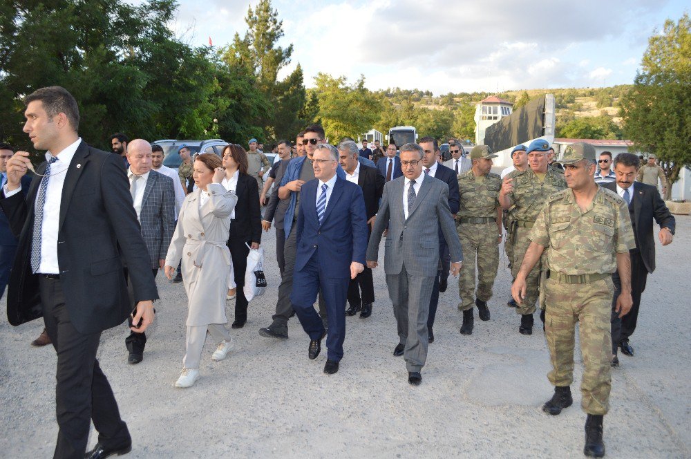 Bakan Ağbal Şırnak’ta İftar Programına Katıldı