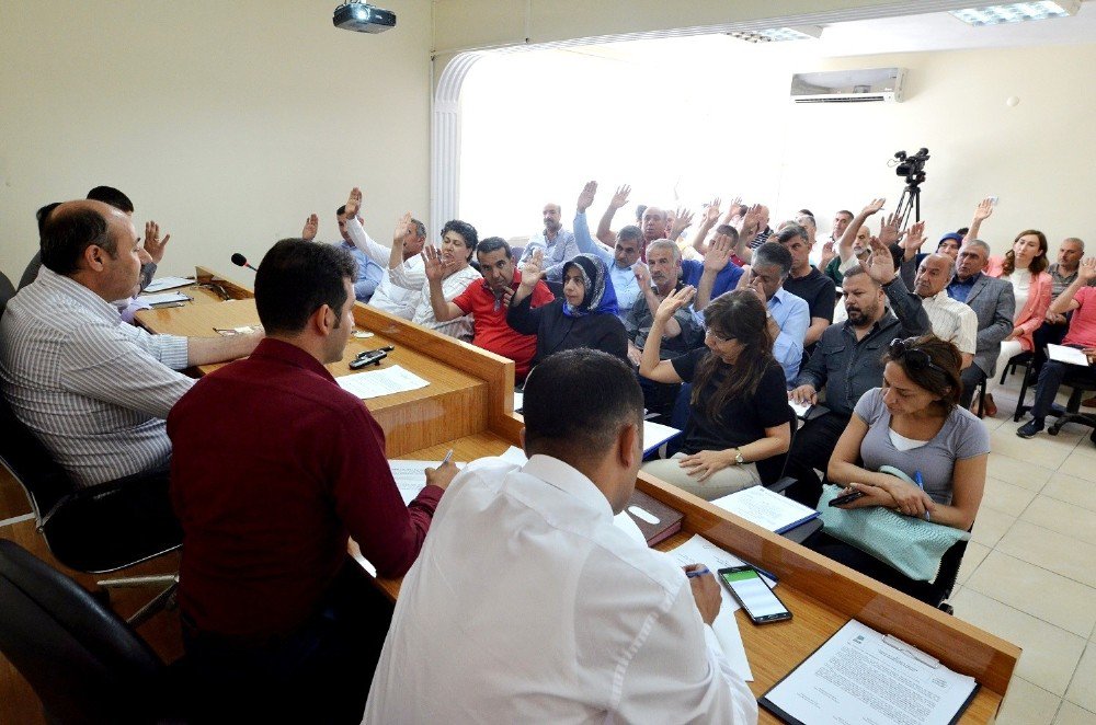 Yeşilyurt Belediye Meclisi Olağanüstü Toplandı