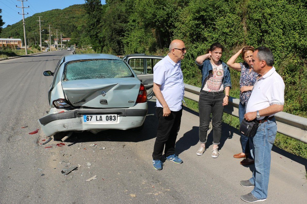 Ereğli’de İki Otomobil Çarpıştı: 1 Yaralı