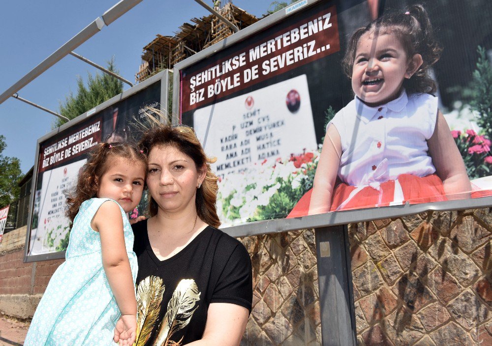 Şehit Kızı, Babasının Babalar Günü’nü Bilboardla Kutladı