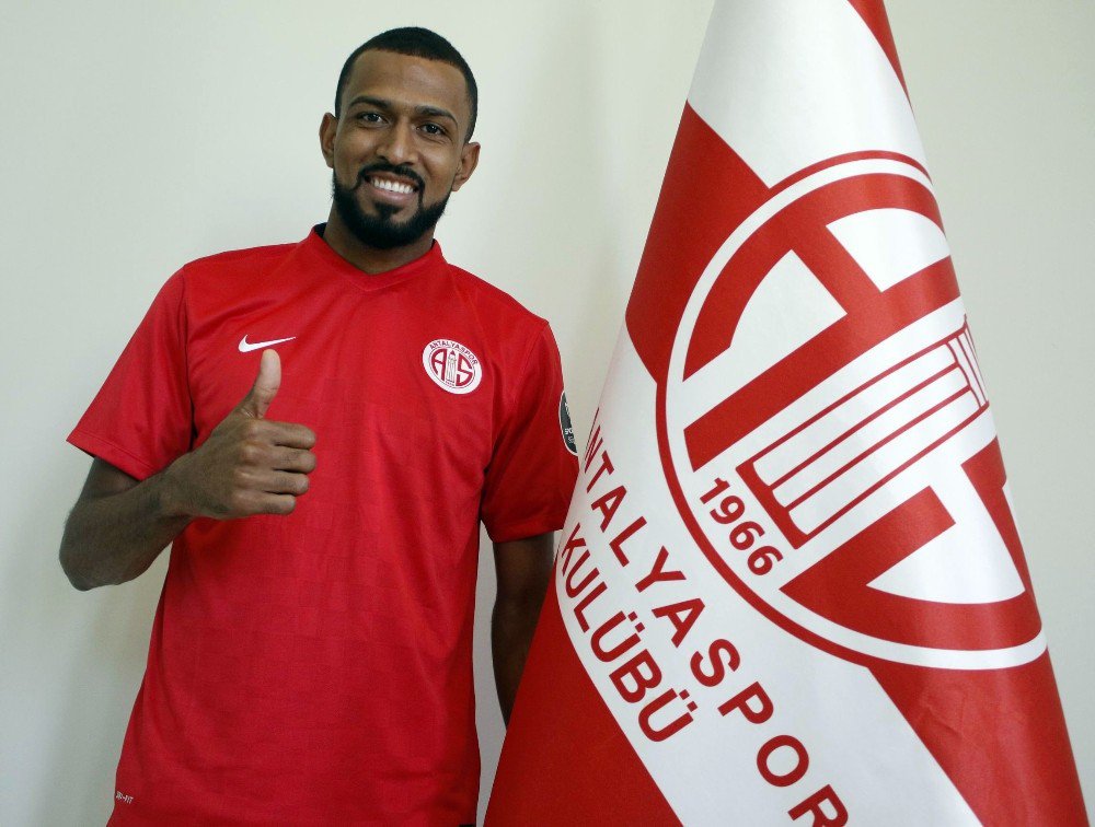 Maicon, Antalyaspor’da