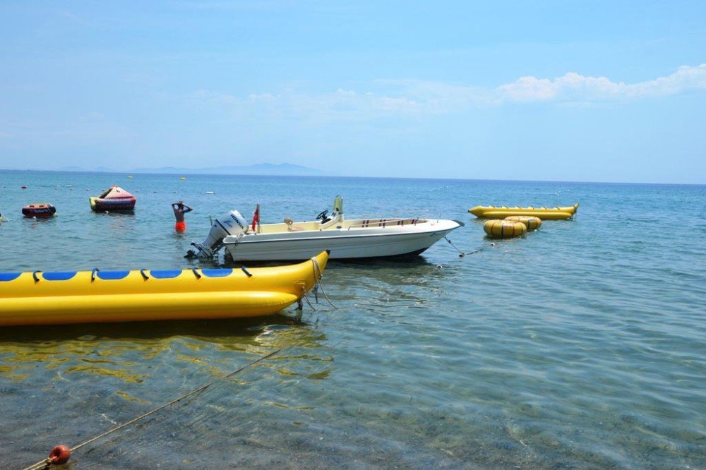 Sarımsaklı Plajları Bayrama Hazır