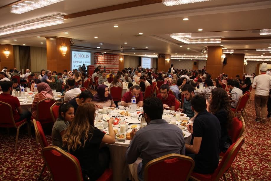 Gözde Sağlık Grubu Çalışanlarına İftar Verdi