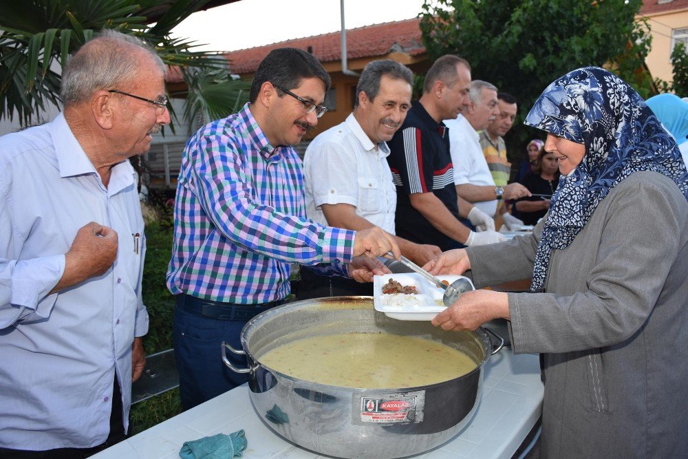 İftar Sofralarıyla Birlik Beraberlik Pekiştiriliyor