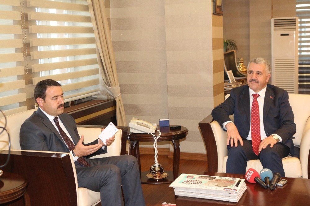 Ulaştırma Bakanı Arslan Vali Işın’la Görüştü