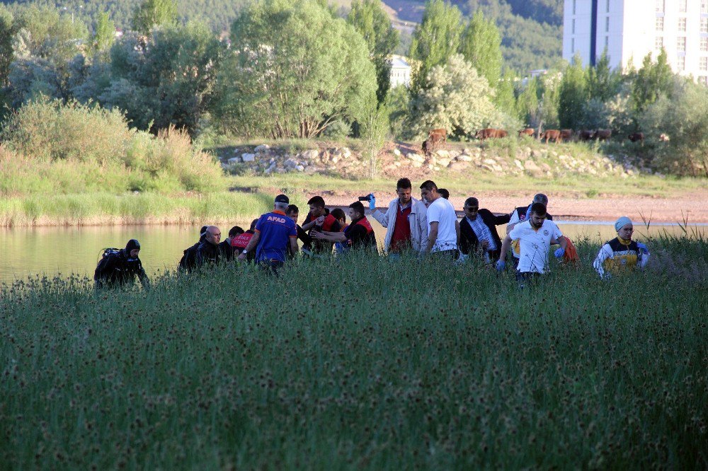 Kızılırmak’ta Kaybolan Gencin Cesedine Ulaşıldı