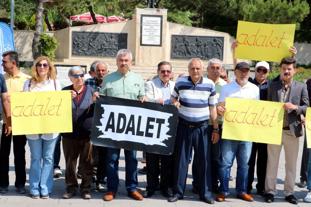 Chp Yozgat İl Teşkilatı ’Adalet Yürüyüşü’ İçin Ankara’ya Gitti