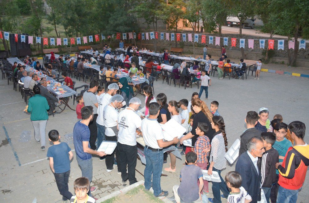 Konya’dan Hakkari’ye Kardeşlik Sofrası