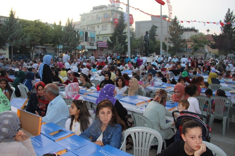 Esenler Belediyesi Suruç’ta İftar Programı Düzenledi