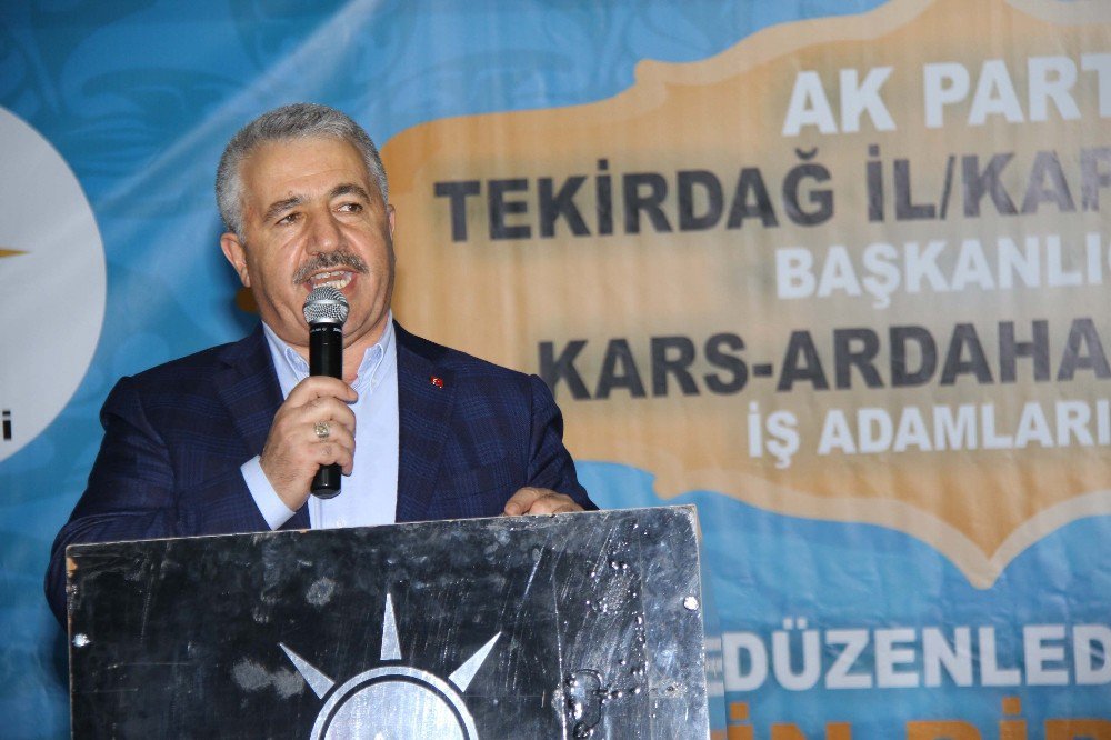 Bakan Arslan, Kapaklı’da İftar Programına Katıldı