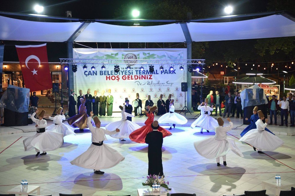 Çan Belediyesi 9’uncu Ramazan Etkinlikleri’nde Mest Eden Semazen Gösterisi