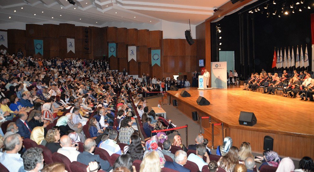 Rektörden Öğrencilere "Geleceğinizi Planlayın" Tavsiyesi