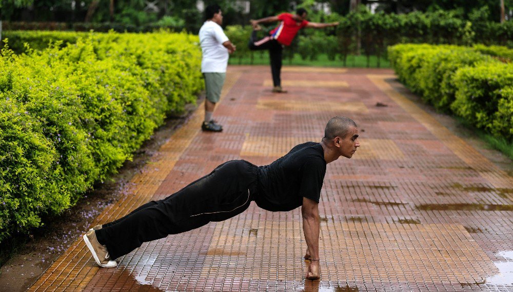 Hindistan’da Dünya Yoga Günü Kutlamaları Başladı