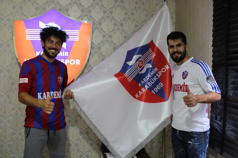 Karabükspor, İç Transferde 2 Oyuncu İle Sözleşme İmzaladı