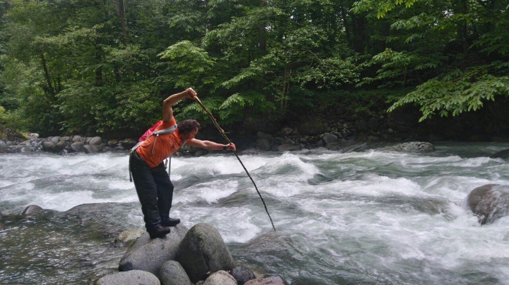 Dereye Düşerek Kaybolan 15 Yaşındaki Nehir’i Arama Çalışmaları Sürüyor
