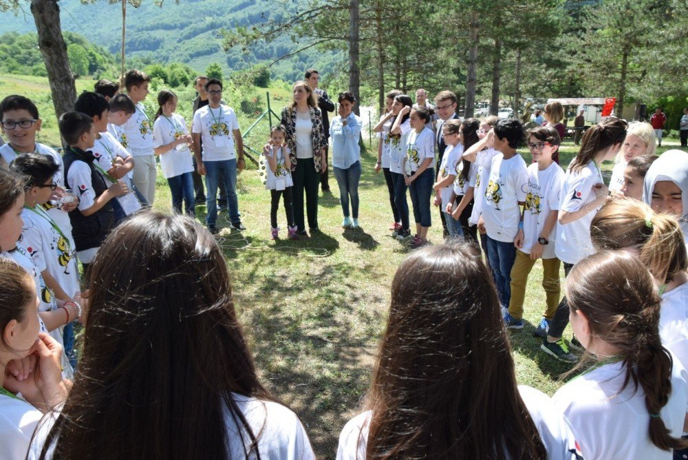 Arı Biziz, Bal Da Bizdedir Projesinin Sertifika Töreni Gerçekleştirildi