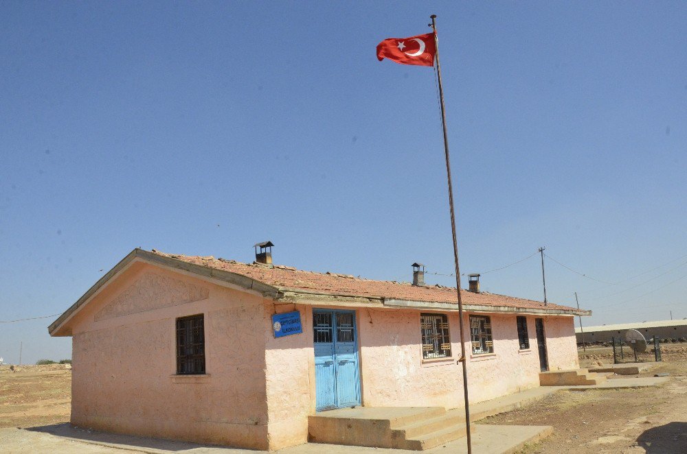 Öğrencileri, Tunceli’de Kaçırılan Necmettin Öğretmeni Bekliyor