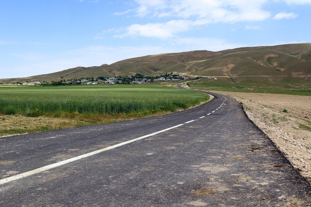 Van Büyükşehir Belediyesinden Yol Devrimi