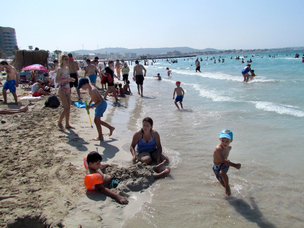 Çeşme’de Deniz Sonuçları Temiz Çıktı