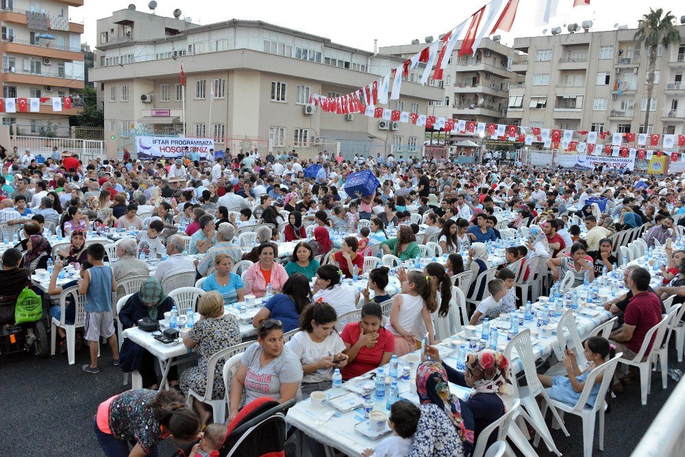 Oruçlar Yenişehir’de Açıldı