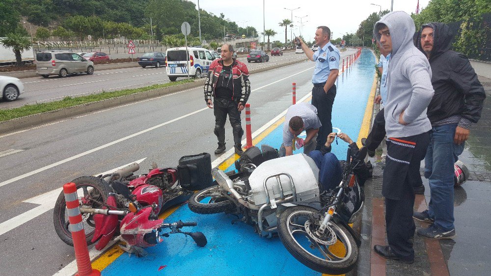 Samsun’da Motosikletler Kafa Kafaya Çarpıştı: 1 Yaralı