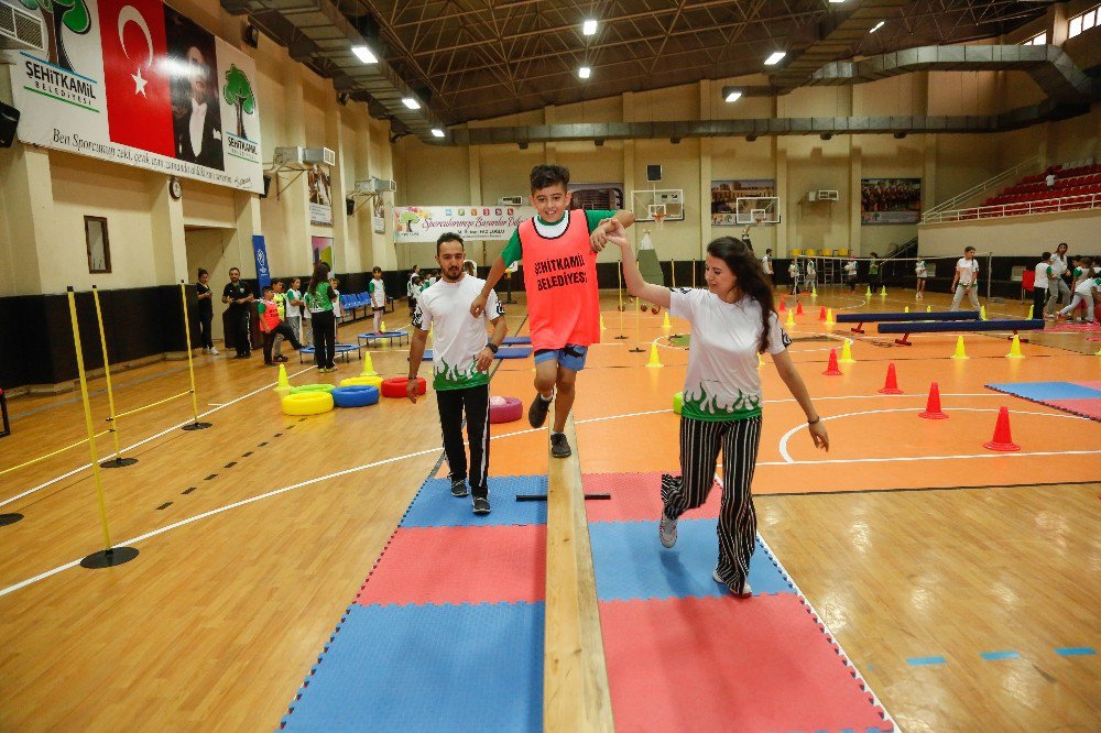 Spora Severek Başla Şampiyonlukları Yakala