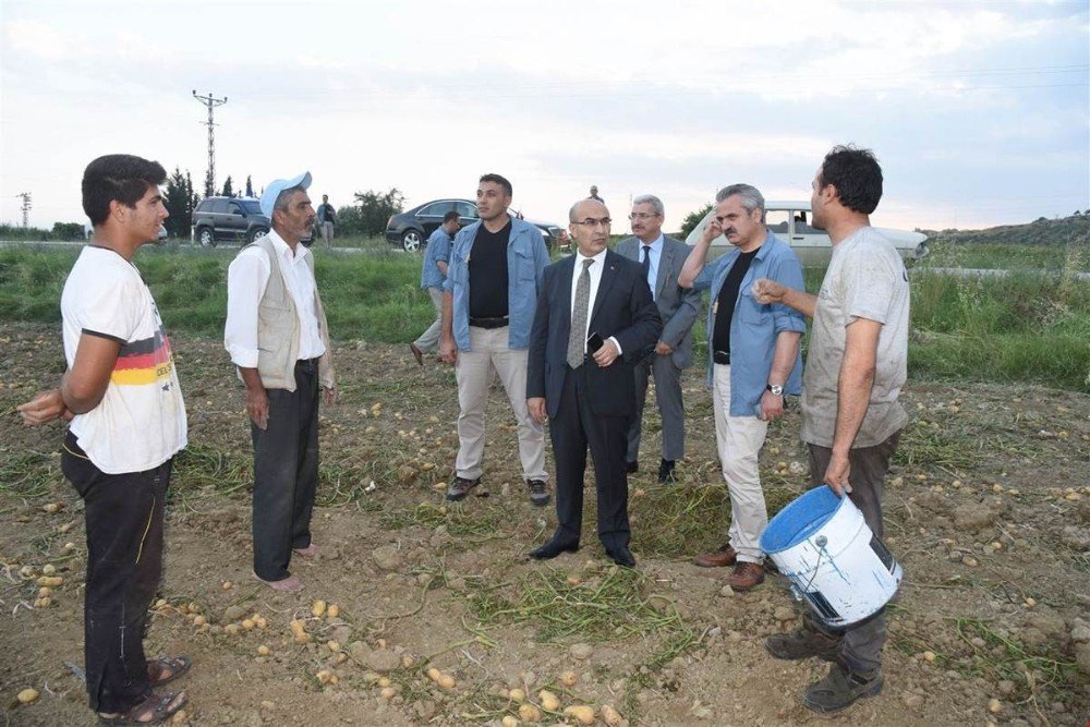 Vali Demirtaş, Tarım İşçilerinin Sorunlarını Dinledi