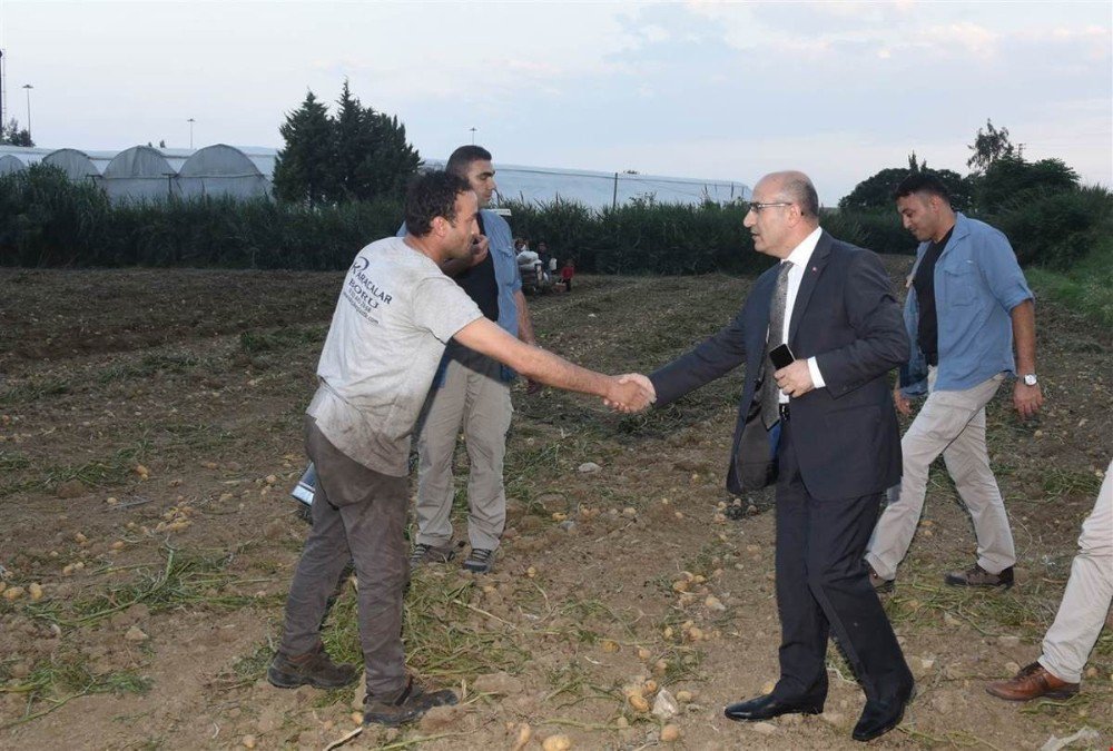 Vali Demirtaş, Tarım İşçilerinin Sorunlarını Dinledi