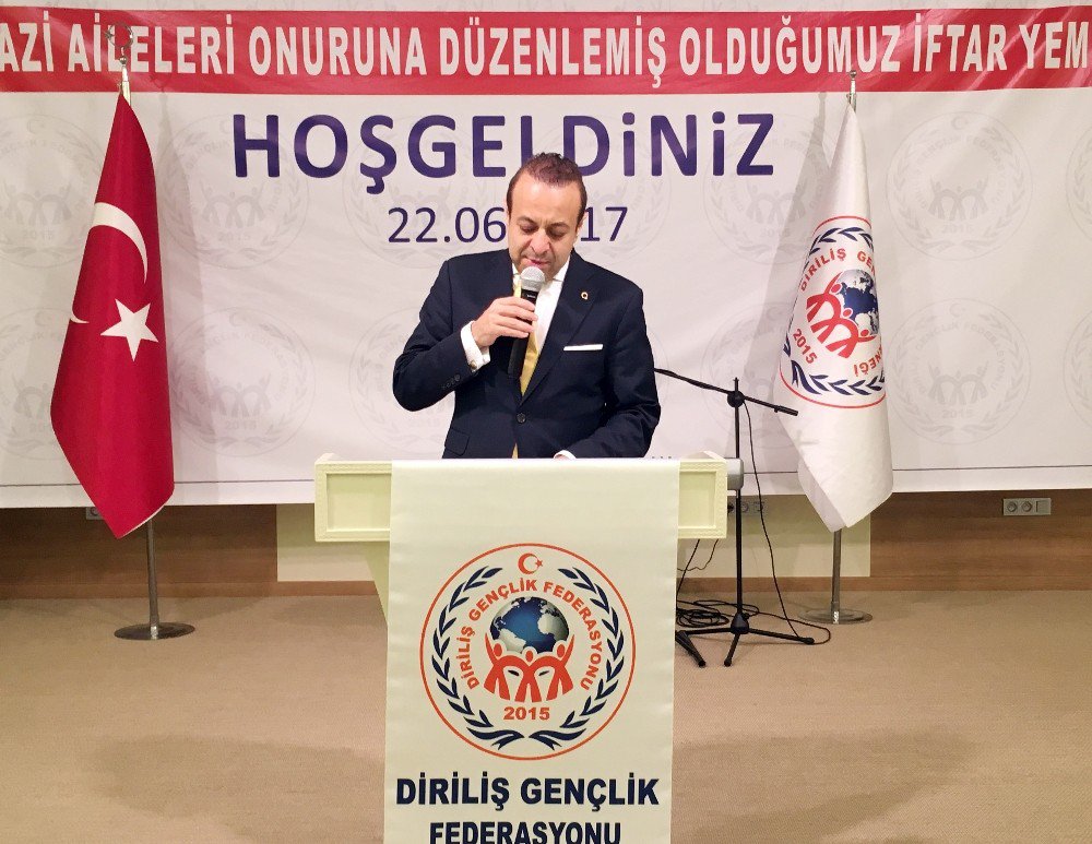 Eski Bakan Bağış Şehit Aileleri Ve Gazilerle İftarda Buluştu