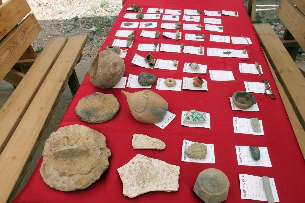 Harput Kazılarında Heyecanlandıran Eserler Çıktı