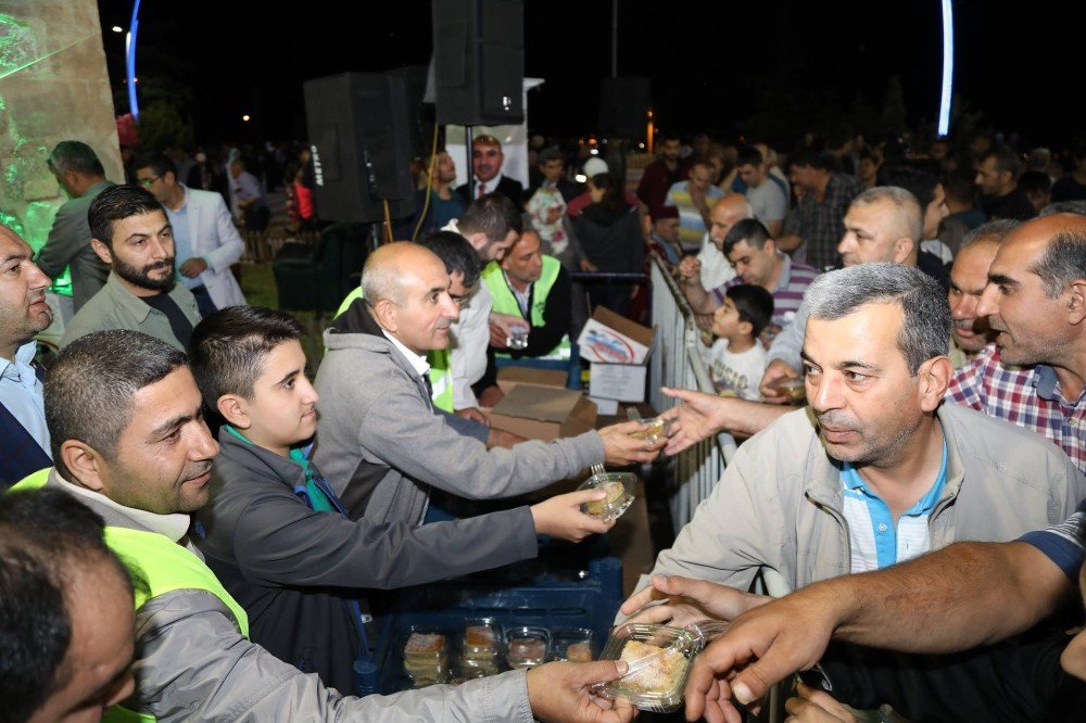 Kilis Belediyesi Tarafından Kadir Gecesi Programı Düzenlendi