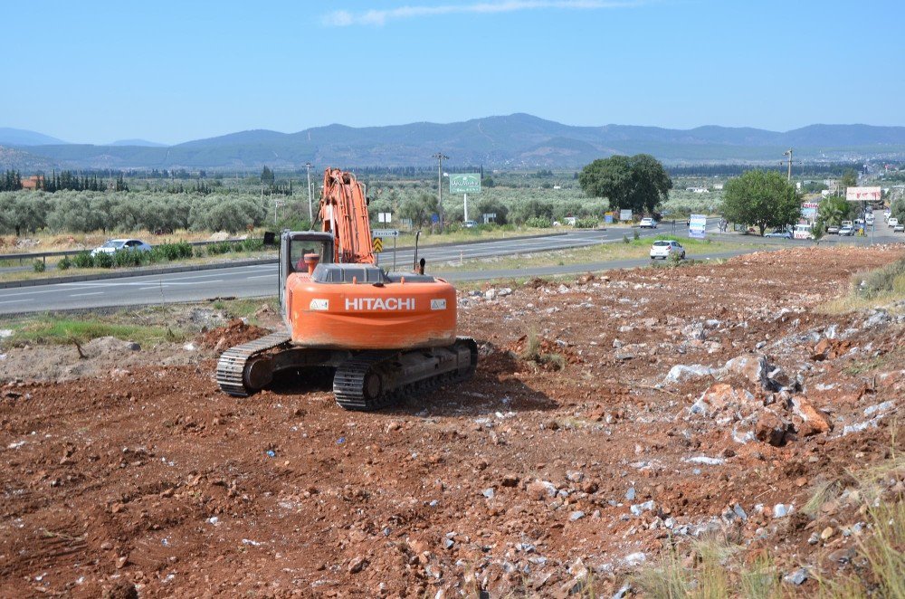 Milas’ta Ölümlü Kazaların Yaşandığı Kavşakta Çalışmalar Başladı