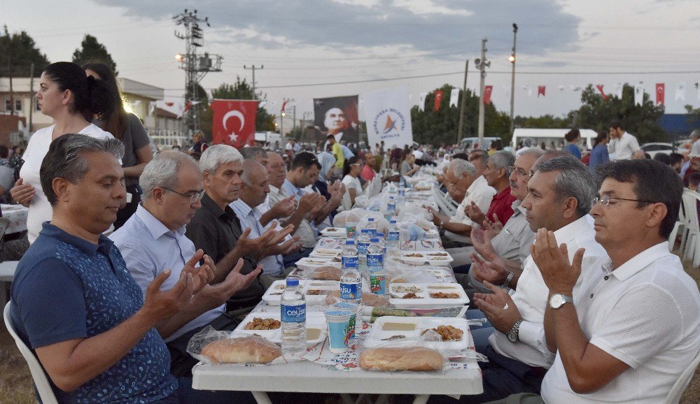 Muratpaşa’dan Mevlitli İftar Yemeği