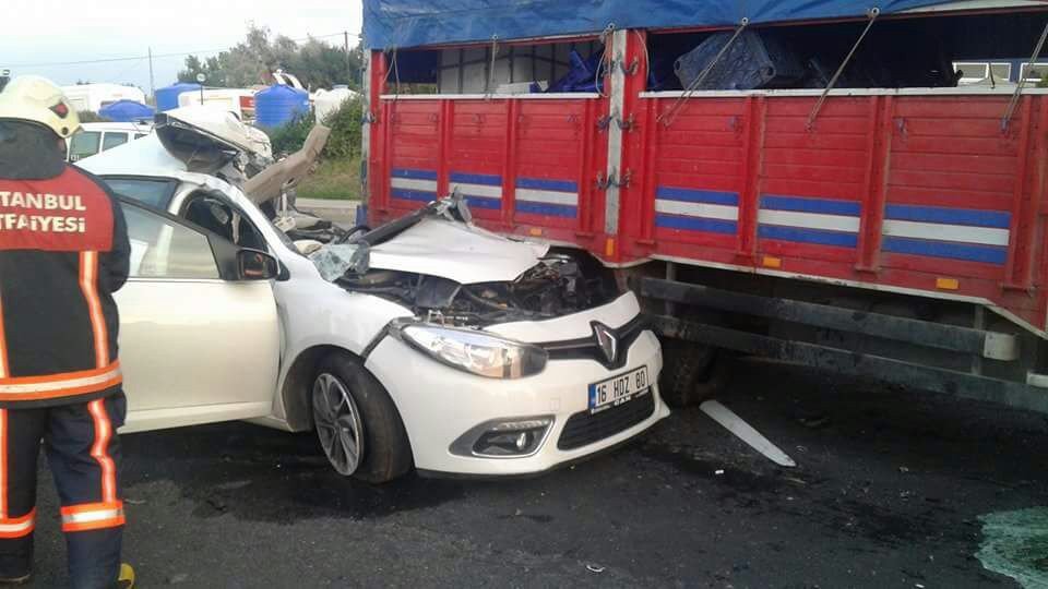 İftar Saati Feci Kaza:1 Ölü 2 Yaralı