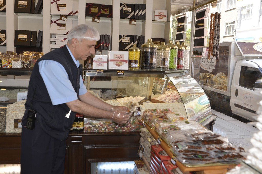 Tepebaşı Zabıtası Bayram Öncesi İş Yeri Denetimlerini Sıklaştırdı