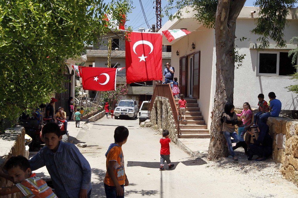 Tika Lübnan’da Çocukların Yüzünü Güldürdü