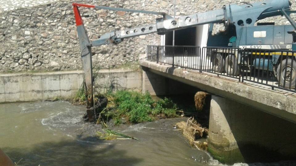 Karasu’da Temizleme Çalışması Yapılıyor