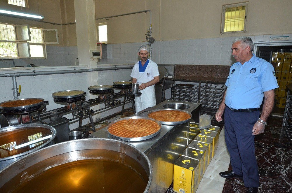 Yeşilyurt Belediyesi Bayram Hazırlıklarını Tamamladı