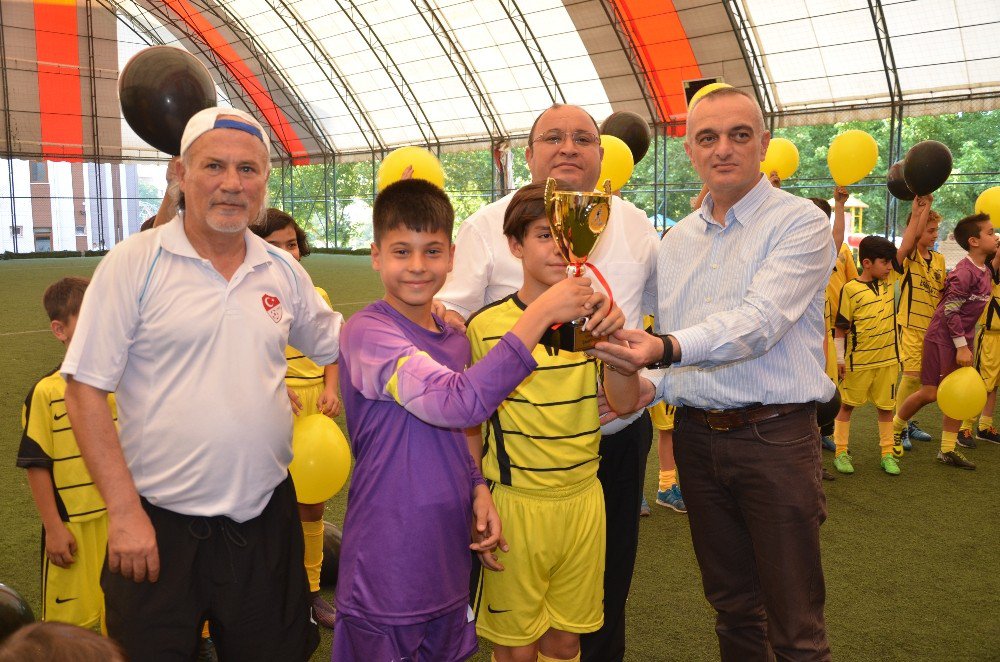 U-11’lerde Şampiyon Soma 301 Karaelmasspor