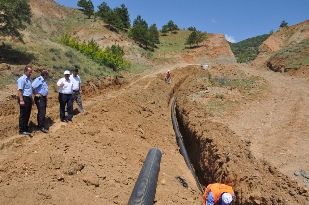 Bayat Belediyesi’nden Afet Evlerinde Alt Yapı Çalışması