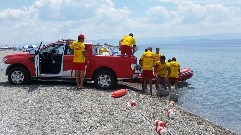 Edremit Körfezindeki Sahillerde Cankurtaranlar Görevlerine Başladı