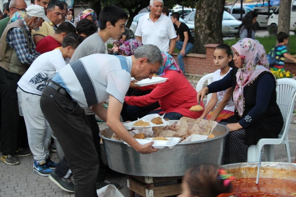 Osmaneli’de Mahalle İftarları Sona Erdi