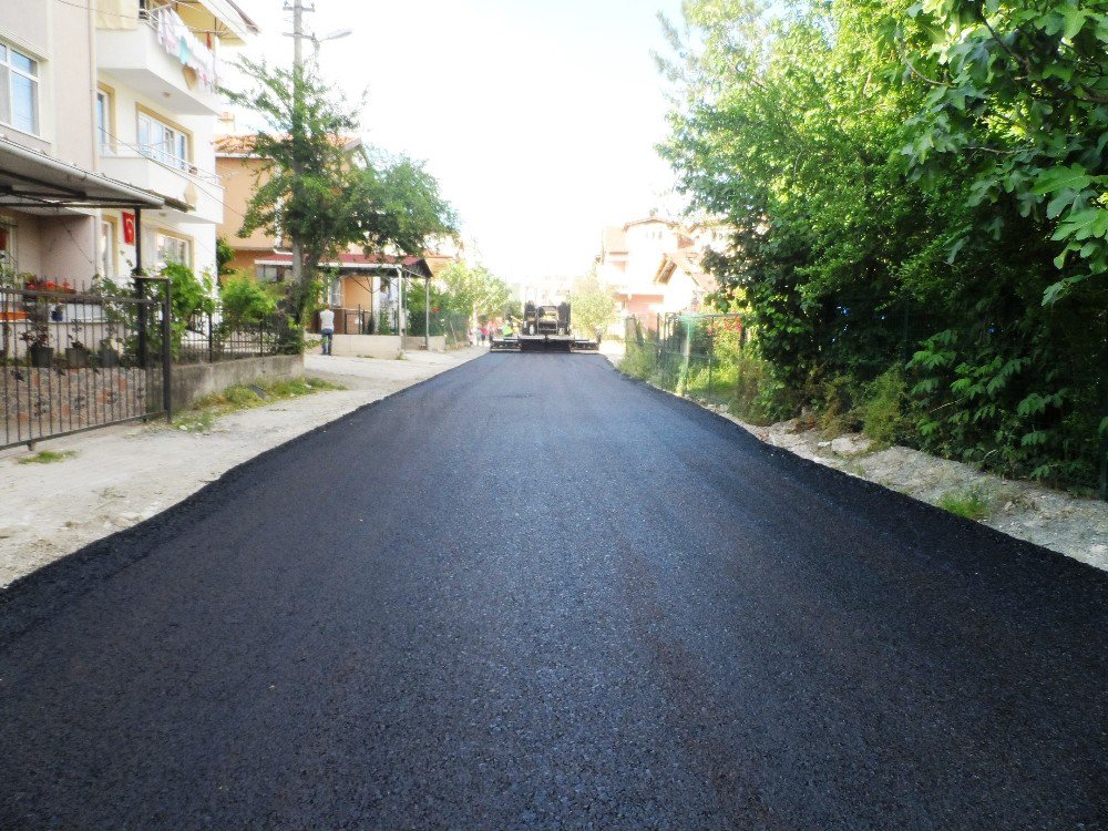 Mandıra’ya Parke, Yeşilova’ya Asfalt