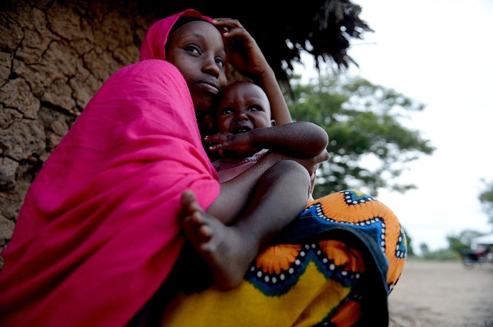 Fotoğraflarla 300 Bin Çocuğun Sokaklarda Yaşadığı Kenya